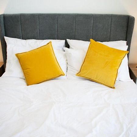 Beautifully Renovated Apartment -Central Édimbourg Extérieur photo